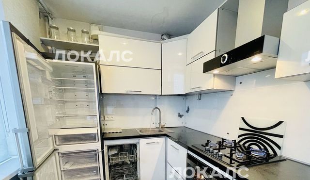 Сдаю 3-к квартиру на Зоологический переулок, 4-6, метро Белорусская, г. Москва
