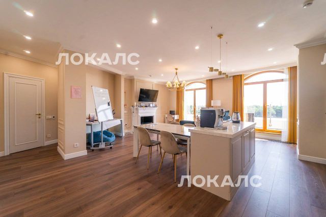 Аренда 3-комнатной квартиры на г Санкт-Петербург, ул Савушкина, д 104, метро Крестовский остров, г. Санкт-Петербург