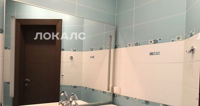 Снять четырехкомнатную квартиру на улица Алабяна, 13к1, метро Сокол, г. Москва