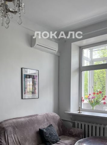 Аренда трехкомнатной квартиры на Покровский бульвар, 14/5, метро Чкаловская, г. Москва