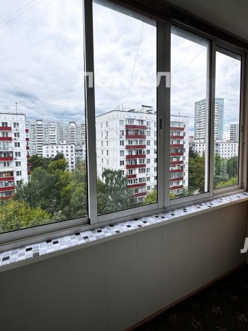 Сдаю однокомнатную квартиру на г Москва, ул Яблочкова, д 30А, метро Фонвизинская, г. Москва