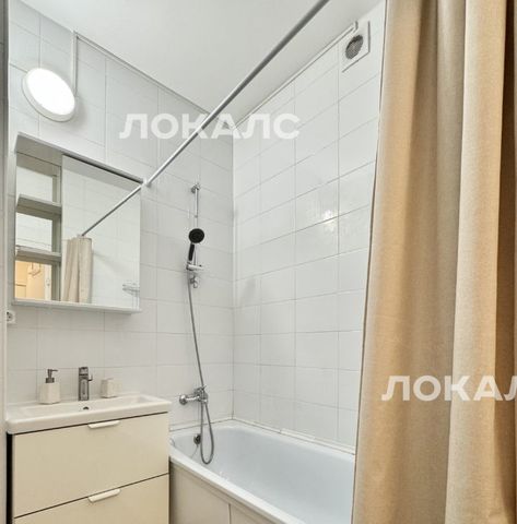 Снять 1-к квартиру на улица Недорубова, 28, метро Улица Дмитриевского, г. Москва