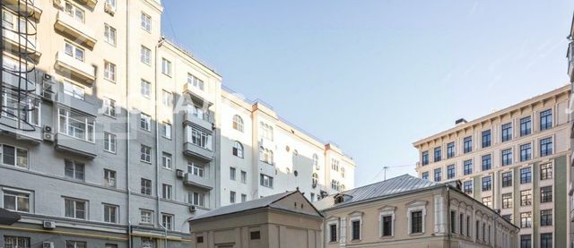 Сдам четырехкомнатную квартиру на Лаврушинский переулок, 17С2, метро Полянка, г. Москва