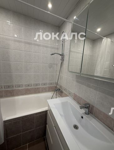 Сдаю 2-к квартиру на г Москва, ул Крылатские Холмы, д 32 к 2, метро Крылатское, г. Москва