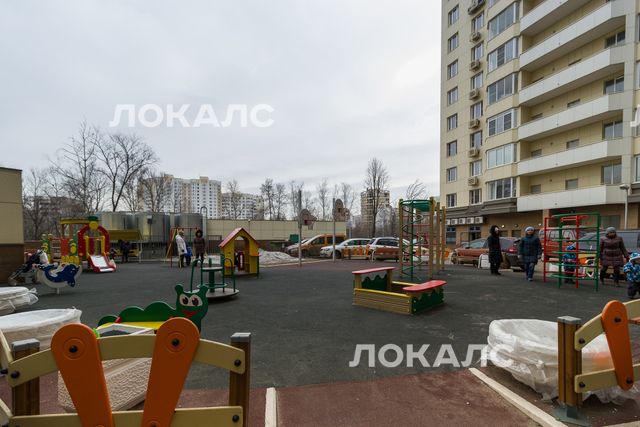 Сдам двухкомнатную квартиру на Ярцевская 32, метро Крылатское, г. Москва
