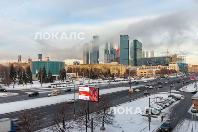 Сдам 3-к квартиру на площадь Победы, 1кА, г. Москва