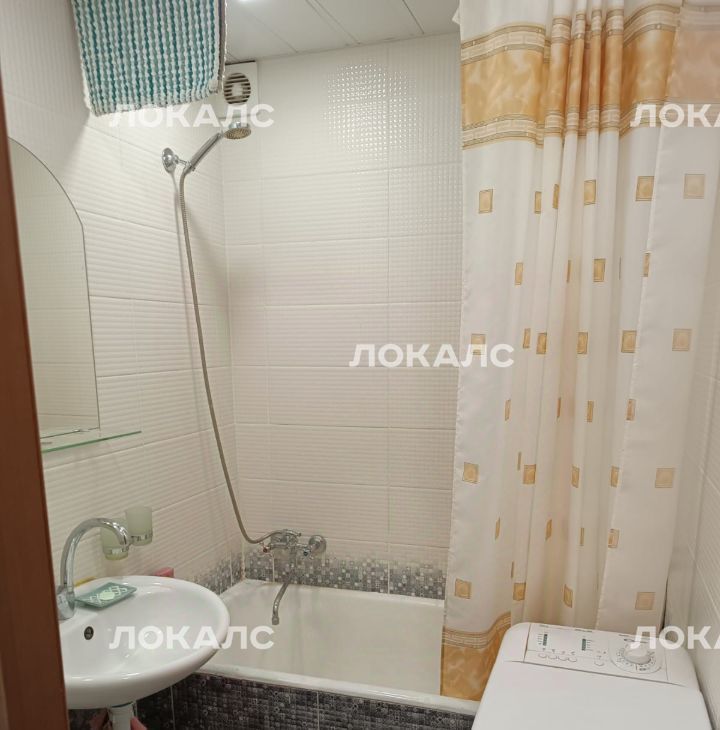 Аренда 1-комнатной квартиры на Отрадный проезд, 3А, метро Отрадное, г. Москва