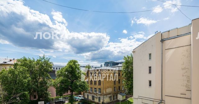 Сдаю 3к квартиру на Старопименовский переулок, 10, метро Охотный ряд, г. Москва