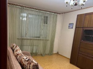 1 комнатная квартира около метро Пражская