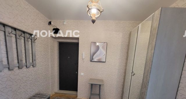 Сдается трехкомнатная квартира на Никитский бульвар, 17, метро Александровский сад, г. Москва