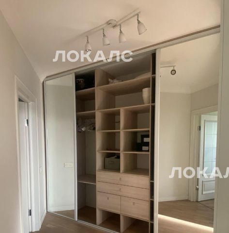 Сдаю 3-комнатную квартиру на 1-й Нагатинский проезд, 11к2, метро Нагорная, г. Москва