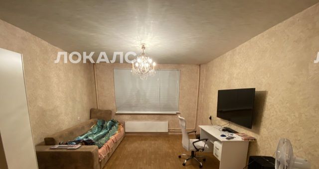 Сдаю трехкомнатную квартиру на Базовская улица, 15к6, метро Селигерская, г. Москва