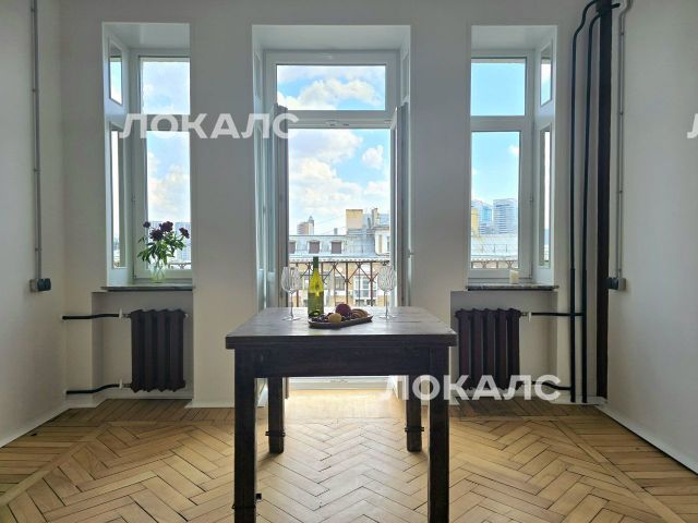 Сдам 2-комнатную квартиру на г Москва, ул Новопесчаная, д 16 к 1, метро Панфиловская, г. Москва