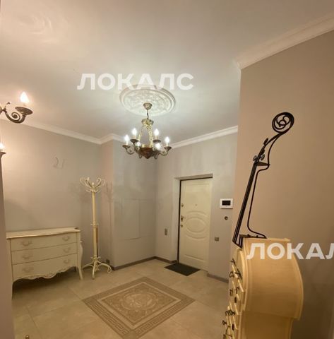 Сдаю трехкомнатную квартиру на Профсоюзная улица, 25К1, метро Новые Черёмушки, г. Москва