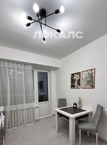 Сдаю 2-к квартиру на Большой Девятинский переулок, 5, метро Смоленская (Арбатско-Покровская линия), г. Москва