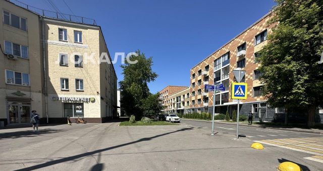 Сдам 3-комнатную квартиру на 2-я Дубровская улица, 5, метро Волгоградский проспект, г. Москва