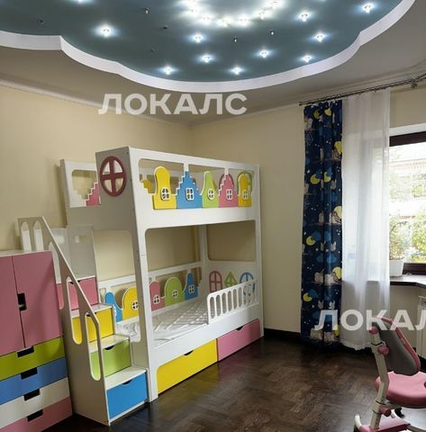 Сдам 4-комнатную квартиру на переулок Токмаков, 12/20, метро Бауманская, г. Москва
