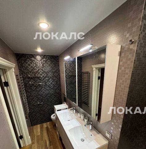 Сдаю четырехкомнатную квартиру на 1-й Нагатинский проезд, 11к3, метро Нагорная, г. Москва