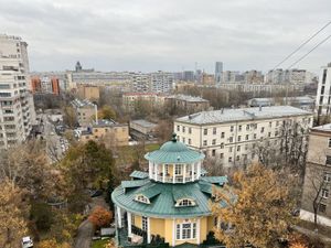 Двушка около метро Ленинский проспект