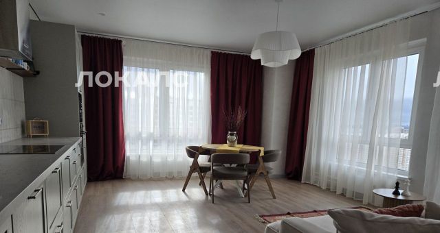 Сдам трехкомнатную квартиру на Большая Очаковская улица, 2К2, метро Мичуринский проспект, г. Москва