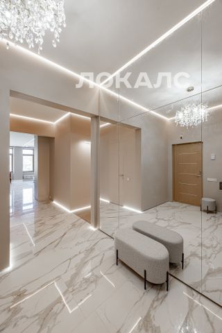 Сдаю 4-к квартиру на г Санкт-Петербург, Смольный пр-кт, д 17, метро Чернышевская, г. Санкт-Петербург