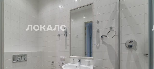 Сдаю 4-комнатную квартиру на улица Спиридоновка, 34С2, метро Чеховская, г. Москва