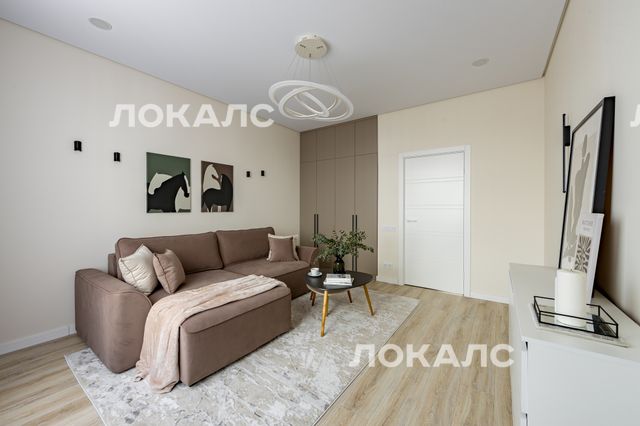 Аренда двухкомнатной квартиры на Московская обл, г Красногорск, мкр Опалиха, Серебряный б-р, д 4, метро Волоколамская, г. Москва
