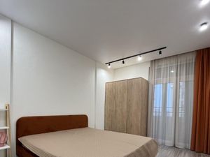 1-к кв. Санкт-Петербург Октябрьская наб., 40 (43.4 м²)