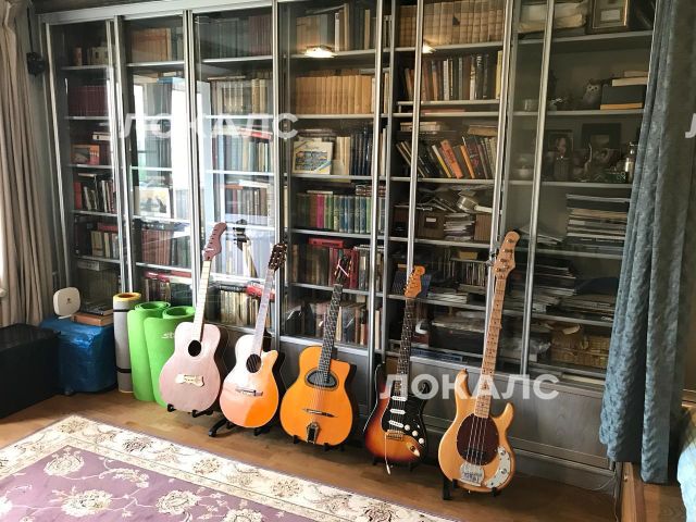 Сдам 1-комнатную квартиру на г Москва, ул Усачёва, д 40, метро Спортивная, г. Москва