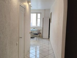 3-комнатная квартира: Москва, улица Генерала Кузнецова, 14к2 (75 м²)