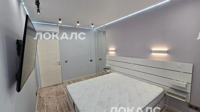 Сдаю трехкомнатную квартиру на Московская обл, г Красногорск, пгт Отрадное, ул Пятницкая, д 12, метро Пятницкое шоссе, г. Москва