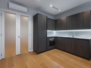3-комнатная квартира: Москва, улица Василисы Кожиной, 13 (71 м²)