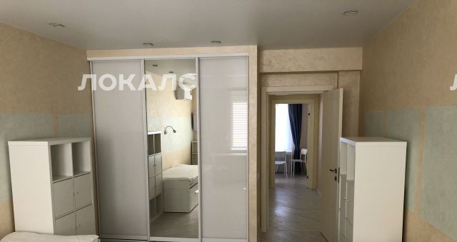 Сдаю 3-к квартиру на Кутузовский проспект, 8, метро Киевская, г. Москва