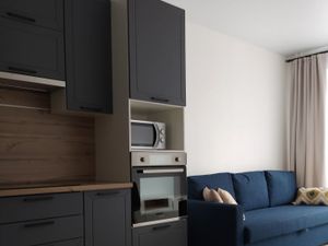 Однушка Александры Монаховой