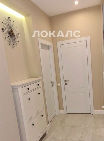 Сдаю трехкомнатную квартиру на Мосфильмовская улица, 88к2с7, метро Раменки, г. Москва