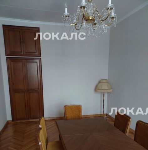 Сдаю четырехкомнатную квартиру на площадь Победы, 1кБ, метро Кутузовская, г. Москва