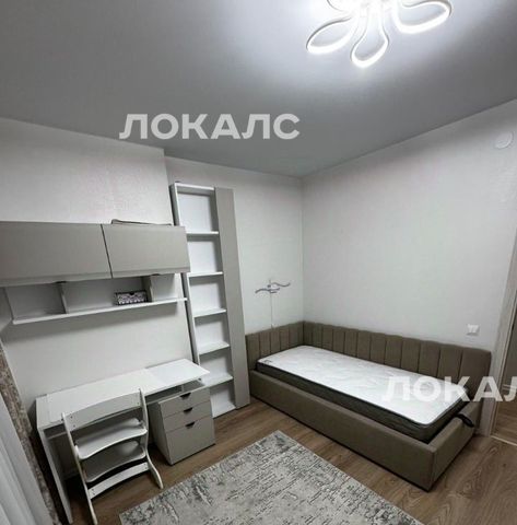 Сдаю трехкомнатную квартиру на Большая Очаковская улица, 2, метро Мичуринский проспект, г. Москва