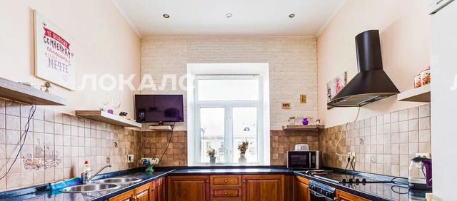 Снять трехкомнатную квартиру на Новопесчаная улица, 19к3, метро Панфиловская, г. Москва