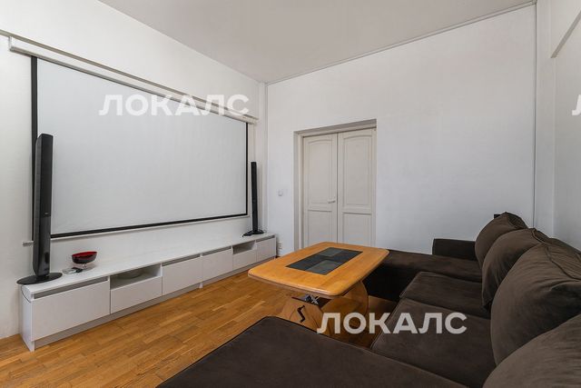 Снять 4-комнатную квартиру на г Москва, Кутузовский пр-кт, д 4/2, метро Деловой центр (Солнцевская линия), г. Москва