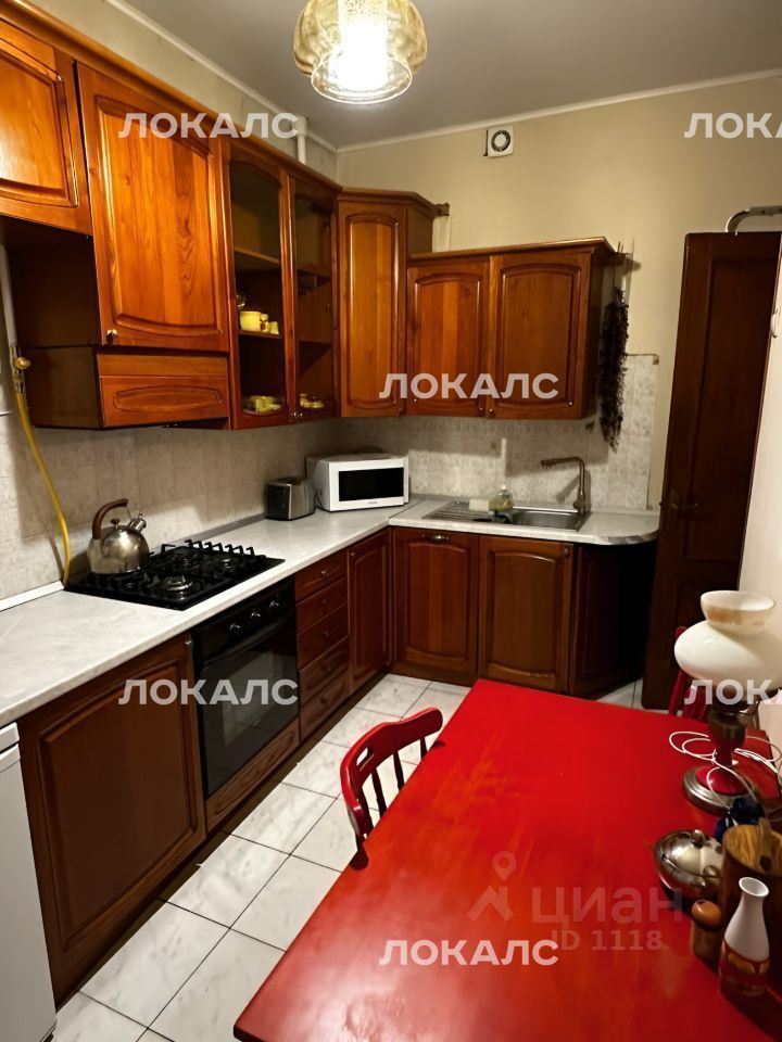 Сдается 3х-комнатная квартира на Подколокольный переулок, 16/2С2, метро Чкаловская, г. Москва