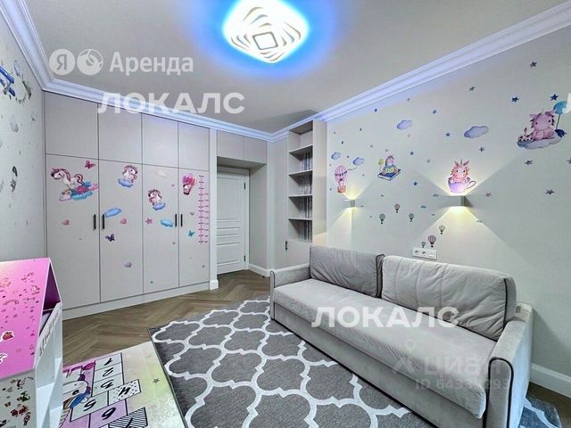 Сдается двухкомнатная квартира на улица Александры Монаховой, 43к1, метро Бунинская аллея, г. Москва