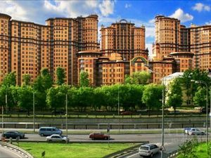 Трешка на метро Бауманская