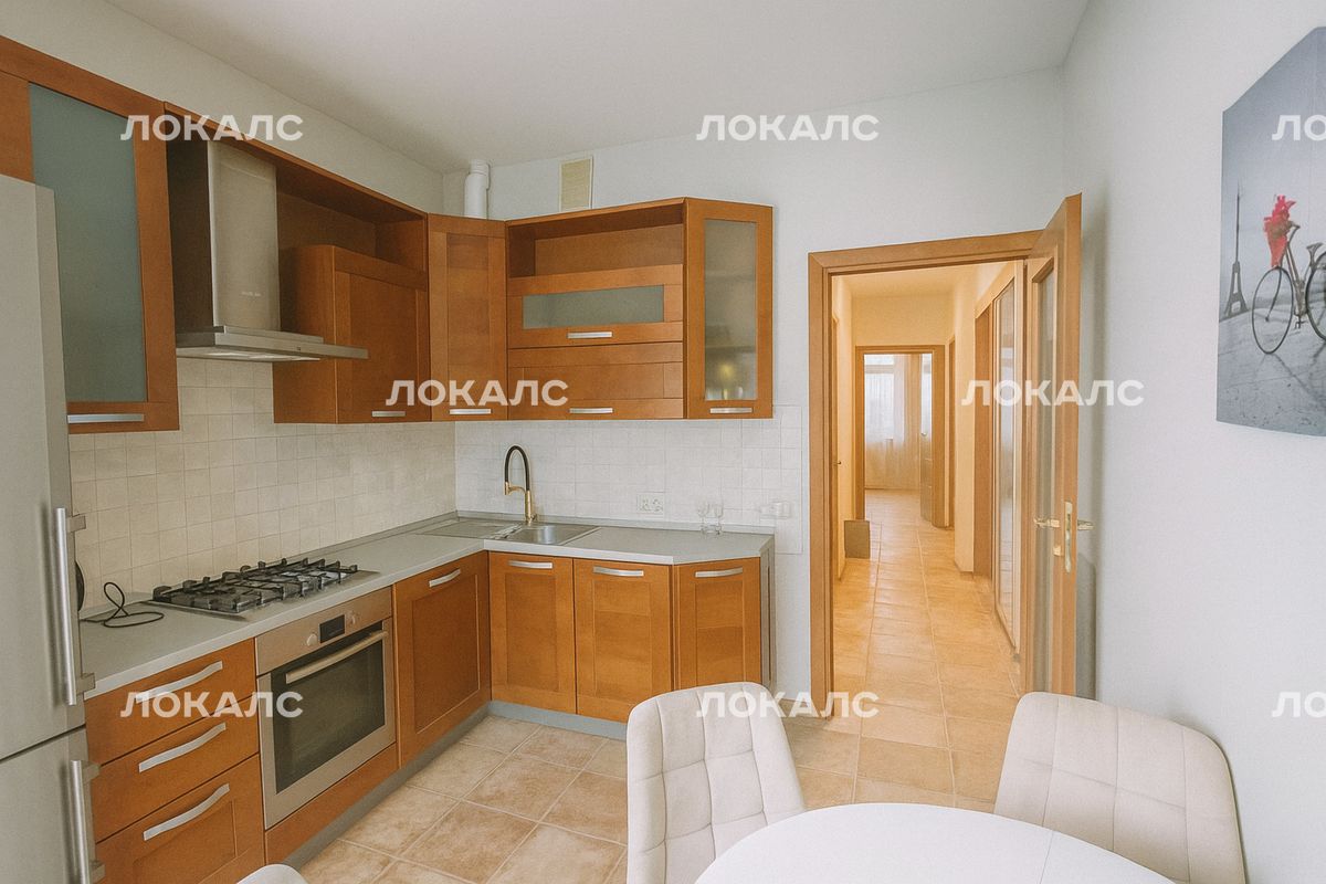 Сдаю 3-комнатную квартиру на г Москва, пл Победы, д 2 к 2, метро Парк Победы, г. Москва