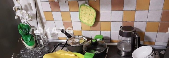 Аренда трехкомнатной квартиры на Смоленский бульвар, 6-8, метро Парк культуры, г. Москва