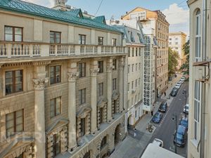 2-комнатная квартира: Москва, Малая Бронная улица, 42/14 (56 м²)