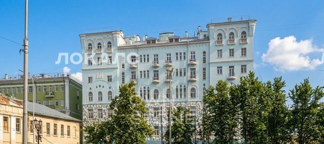 Снять 3-к квартиру на Чистопрудный бульвар, 14С3, метро Китай-город, г. Москва