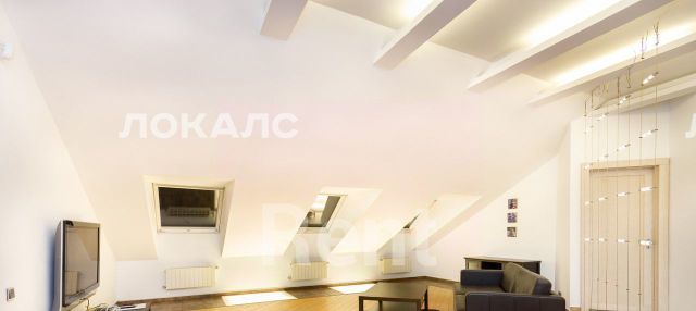 Сдам четырехкомнатную квартиру на Никитский бульвар, 15/16, метро Кропоткинская, г. Москва