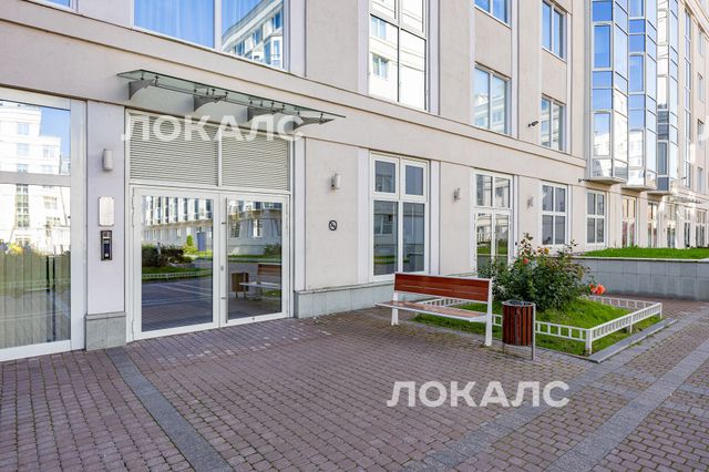 Сдаю 4-к квартиру на г Санкт-Петербург, Смольный пр-кт, д 17, метро Чернышевская, г. Санкт-Петербург